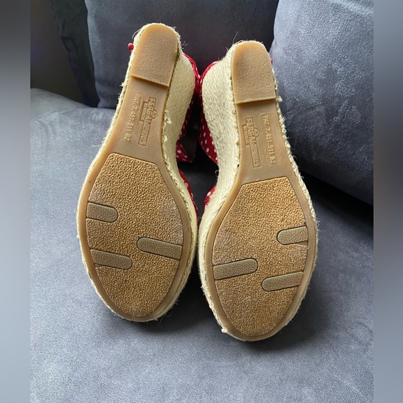 Women’s red wedge sandals, size 8 - Picture 8 of 8